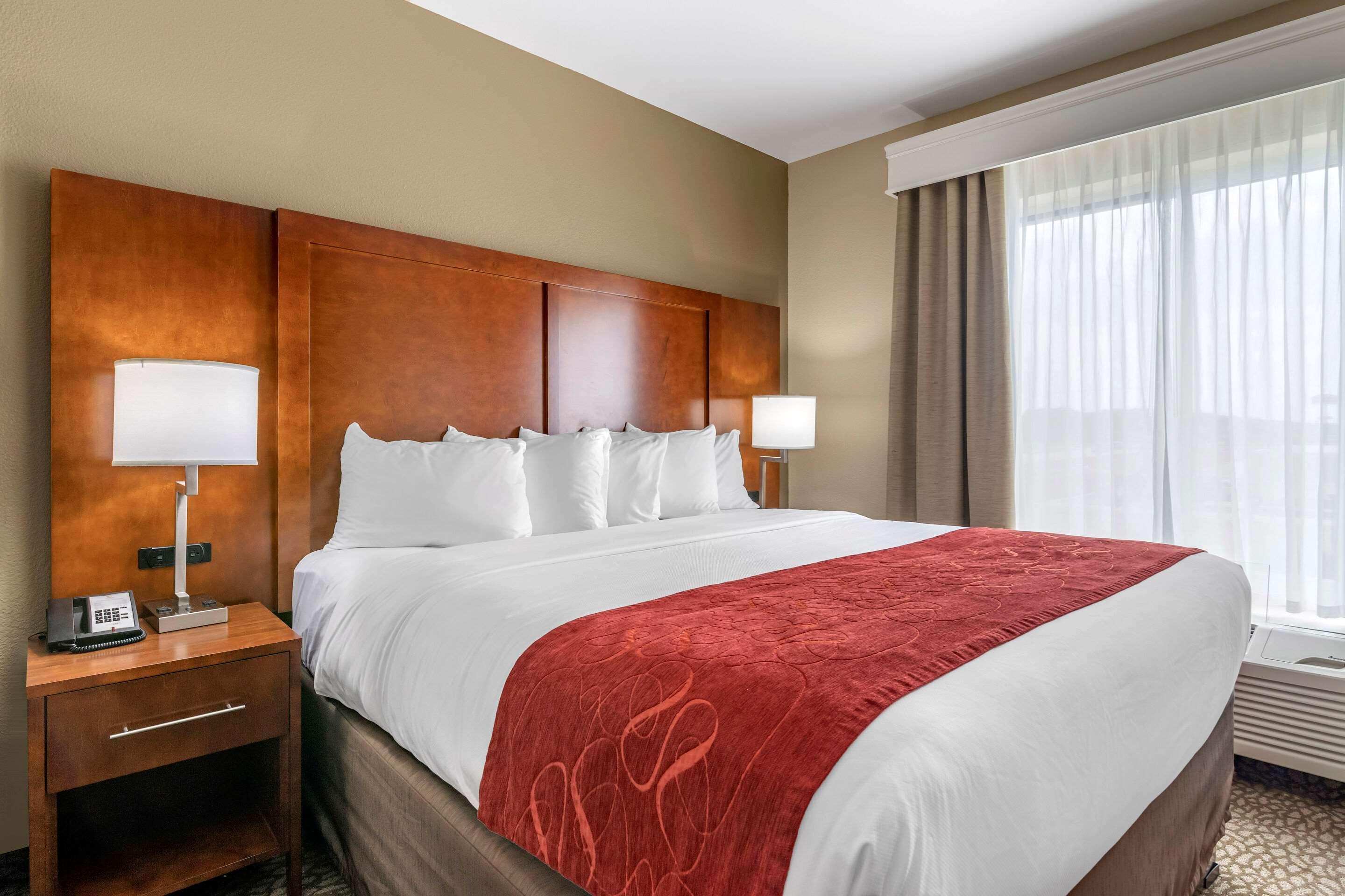 Comfort Suites Florence I-95 Exteriör bild