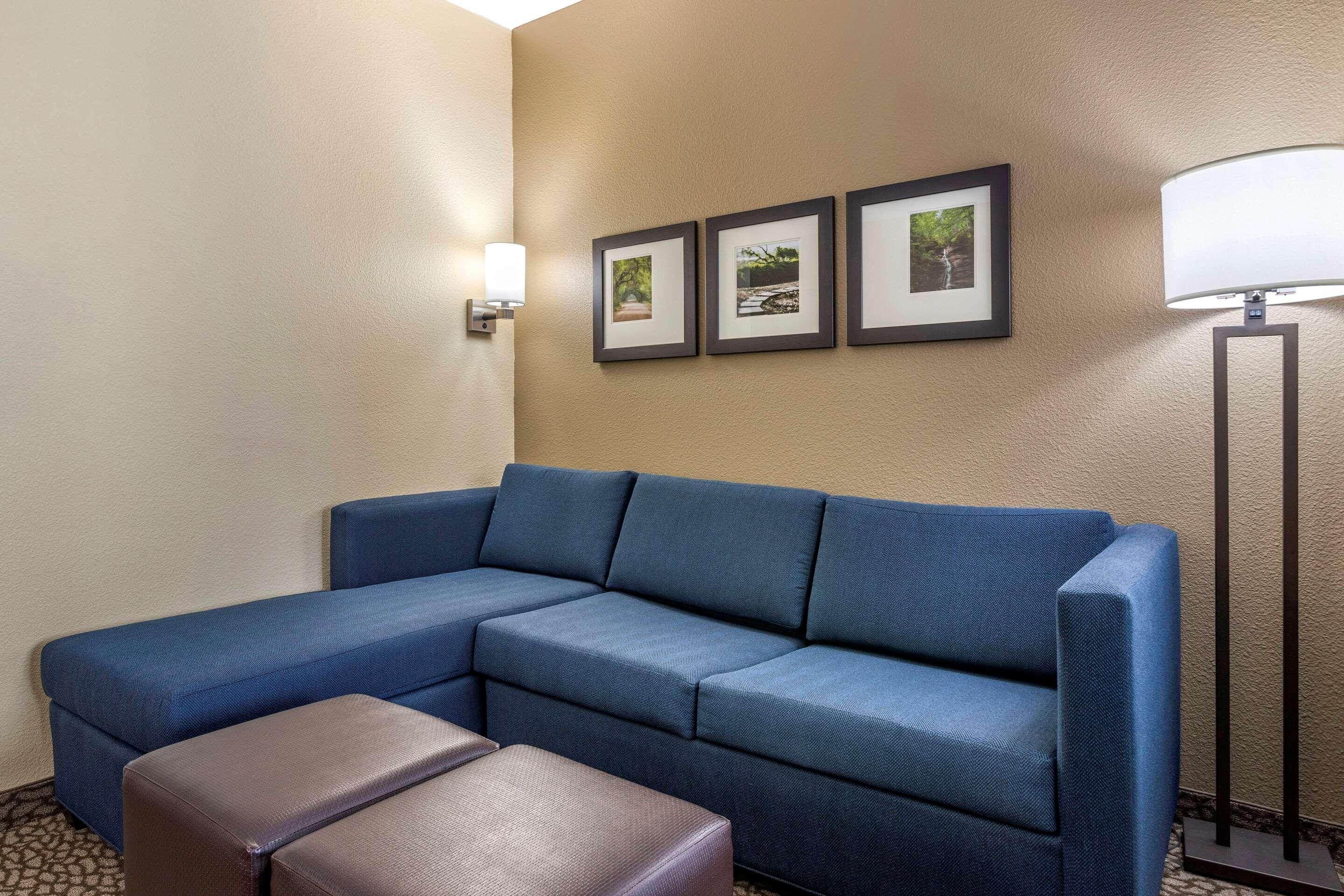 Comfort Suites Florence I-95 Exteriör bild