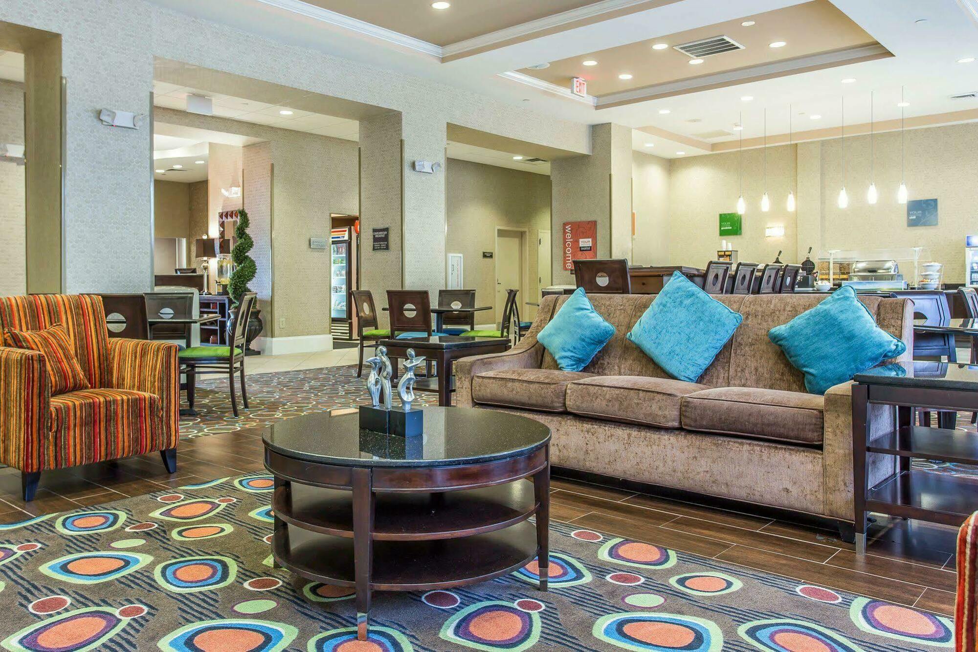 Comfort Suites Florence I-95 Exteriör bild
